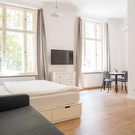 Homaris Apartments Frankfurter Allee Berlim Exterior foto