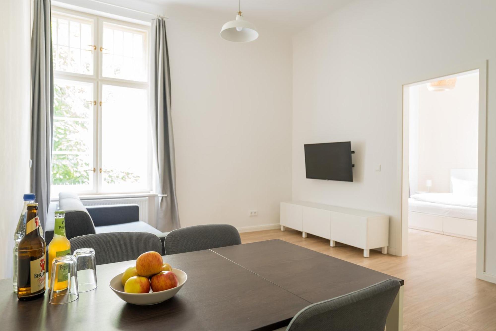 Homaris Apartments Frankfurter Allee Berlim Exterior foto